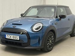 Blå Begagnad 2023 Mini Cooper SE Essential Halvkombi | 205 000 kr (Bra pris)
