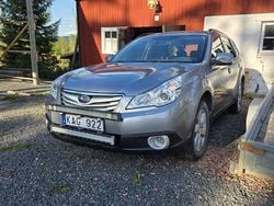 Silver Begagnad 2010 Subaru Outback SUV | 20 000 kr