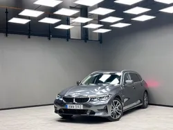 Grå Begagnad 2021 BMW 330e Kombi | 289 900 kr (Marknadspris)