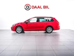 Röd Begagnad 2016 VW Golf VII Kombi | 149 700 kr (Marknadspris)