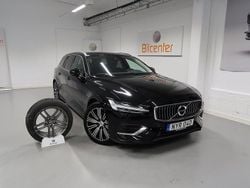 Svart Begagnad 2021 Volvo V60 Kombi | 299 900 kr (Marknadspris)
