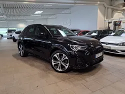 Svart Begagnad 2019 Audi Q3 S-Line SUV | 318 000 kr (Marknadspris)
