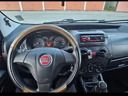 Röd Begagnad 2011 Fiat Fiorino Minibuss | 29 000 kr