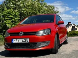 Orange Begagnad 2011 VW Polo Halvkombi | 63 000 kr (Marknadspris)