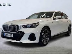 Vit Begagnad 2024 BMW i5 M Sport Sedan | 658 900 kr