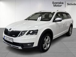 Vit Begagnad 2019 Skoda Octavia Scout Kombi | 204 200 kr (Marknadspris)