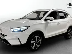 Vit (white) Begagnad 2022 MG ZS Luxury Sedan | 244 900 kr (Bra pris)