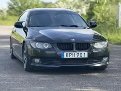 Svart Begagnad 2010 BMW 325 Comfort Edition Sportkupé | 114 900 kr (Superpris)