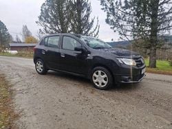 Svart Begagnad 2016 Dacia Sandero Halvkombi | 29 900 kr (Superpris)
