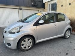 Begagnad 2011 Toyota Aygo Halvkombi | 33 000 kr (Bra pris)