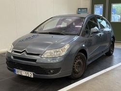 Grå Begagnad 2005 Citroën C4 Halvkombi | 19 900 kr (Marknadspris)