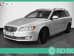 Silver (silvermetallic) Begagnad 2014 Volvo V70 Momentum Kombi | 124 900 kr (Marknadspris)