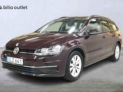 Svart Begagnad 2018 VW Golf VII Kombi | 159 900 kr (Marknadspris)