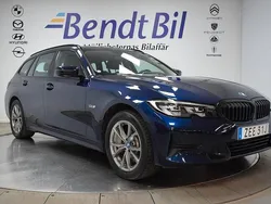 Blå Begagnad 2022 BMW 330e Sport Line Kombi | 342 800 kr (Bra pris)