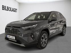 Mörkgrå Begagnad 2023 Toyota RAV4 Hybrid Executive SUV | 399 000 kr (Bra pris)