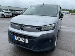 Grå metallic Begagnad 2024 Citroën Berlingo Minibuss | 295 000 kr
