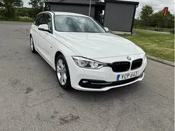 Vit Begagnad 2016 BMW 320 Sport Line Kombi | 189 000 kr (Superpris)