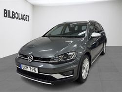 Mörkgrå (grå) Begagnad 2019 VW Golf Alltrack Kombi | 189 800 kr (Marknadspris)