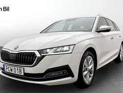 Vit Begagnad 2023 Skoda Octavia Style Kombi | 299 900 kr (Marknadspris)