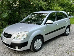 Silver Begagnad 2008 Kia Rio 2 Halvkombi | 39 900 kr (Marknadspris)