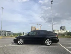Svart Begagnad 2002 Saab 9-3 Aero Halvkombi | 50 000 kr
