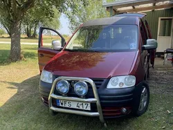 Röd Begagnad 2005 VW Caddy Minibuss | 23 000 kr (Marknadspris)