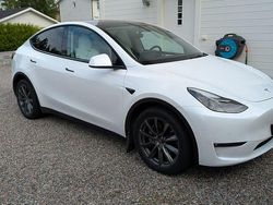 Vit Begagnad 2022 Tesla Model Y Long Range AWD SUV | 389 000 kr (Bra pris)