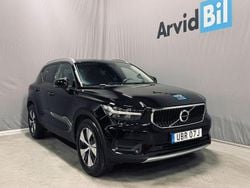 Svart Begagnad 2020 Volvo XC40 Momentum SUV | 269 700 kr (Marknadspris)