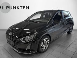 Svartmetallic Ny 2025 Hyundai i20 Essential Halvkombi | 228 800 kr