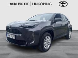 Mörkgrå Begagnad 2022 Toyota Yaris Cross Active SUV | 284 000 kr (Marknadspris)