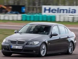 BMW 325