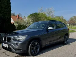 Grå Begagnad 2014 BMW X1 Sport Line SUV | 145 000 kr (Marknadspris)