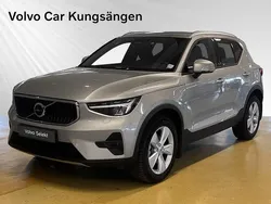 Silver Begagnad 2024 Volvo XC40 Core SUV | 349 900 kr (Bra pris)