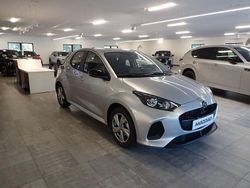 Grå Ny 2025 Mazda 2 Exclusive Halvkombi | 279 400 kr (Lite dyr)