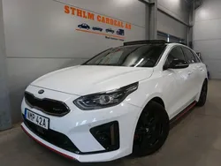 Vit Begagnad 2019 Kia ProCeed GT 2 Halvkombi | 224 900 kr (Marknadspris)