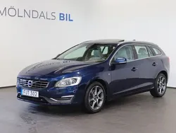 Blå Begagnad 2015 Volvo V60 Ocean Race Kombi | 119 900 kr (Marknadspris)