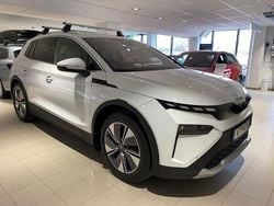 Vit Begagnad 2025 Skoda Elroq SUV | 499 000 kr (Marknadspris)