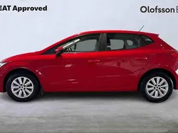 Röd Begagnad 2022 Seat Ibiza Halvkombi | 174 900 kr