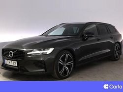 Mörkgrå (grå) Begagnad 2021 Volvo V60 R-Design Kombi | 403 900 kr (Marknadspris)