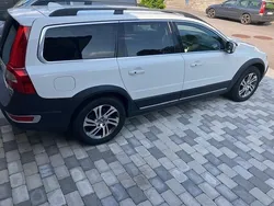 Vit Begagnad 2013 Volvo XC70 Momentum SUV | 169 000 kr (Marknadspris)