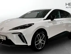 Vit Begagnad 2023 MG MG4 EV Luxury Halvkombi | 429 990 kr