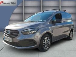 Grå (gråmetallic) Begagnad 2023 Mercedes Citan 112 Van | 189 000 kr (Marknadspris)