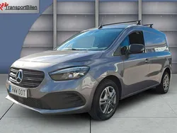 Grå (gråmetallic) Begagnad 2023 Mercedes Citan 112 Van | 189 000 kr (Marknadspris)