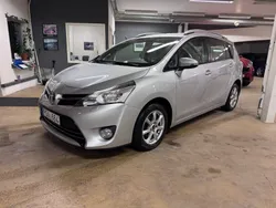 Silver Begagnad 2013 Toyota Corolla Business Edition Kombi | 139 900 kr