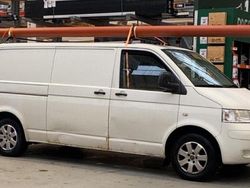 Vit Begagnad 2009 VW T5 Van | 37 500 kr (Bra pris)