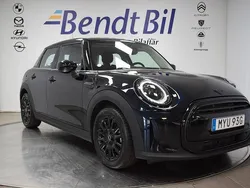 Svart Begagnad 2022 Mini Cooper Halvkombi | 259 500 kr (Lite dyr)