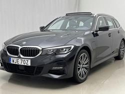 Svart Begagnad 2021 BMW 330 M Sport Kombi | 259 900 kr (Marknadspris)