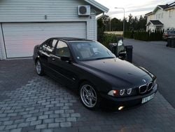 Svart Begagnad 2003 BMW 525 M Sport Sedan | 67 000 kr (Lite dyr)