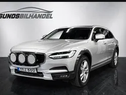 Silver Begagnad 2017 Volvo V90 CC Momentum Kombi | 209 900 kr (Lite dyr)