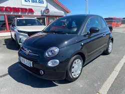 Svart Begagnad 2022 Fiat 500 Halvkombi | 139 900 kr (Marknadspris)